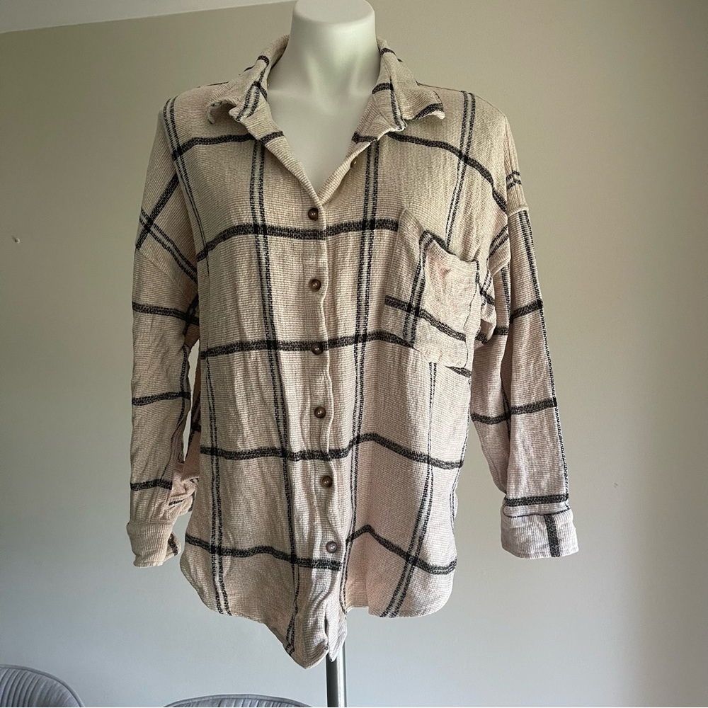 Arula Plaid Button-Up Shirt